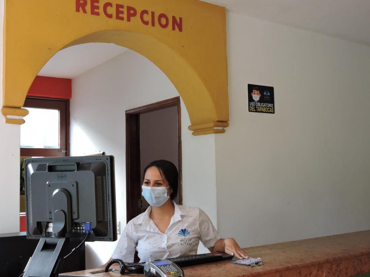 Hotel Y Restaurante Meson Del Gitano Caucasia Esterno foto