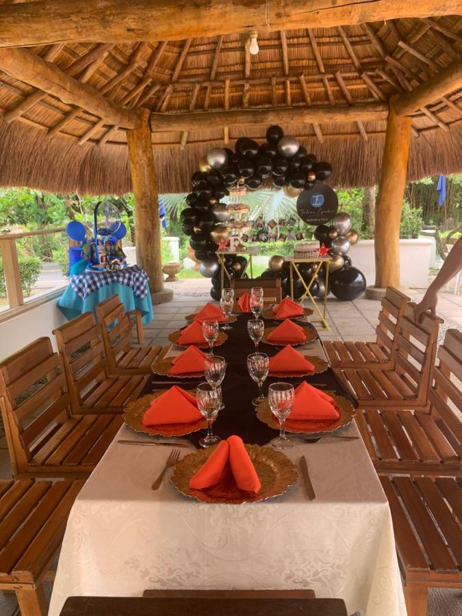 Hotel Y Restaurante Meson Del Gitano Caucasia Esterno foto
